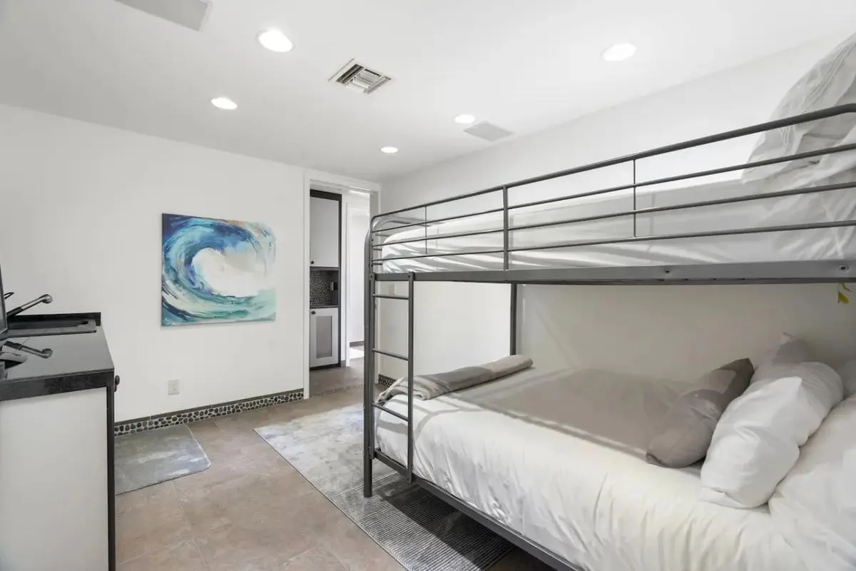 Camp Quest house — photo 1